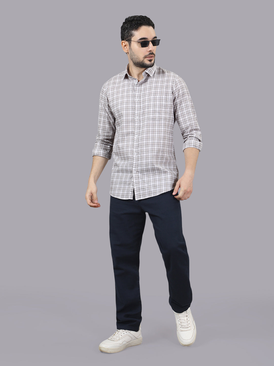 Kompanion Men's Peach/White Checks Shirt