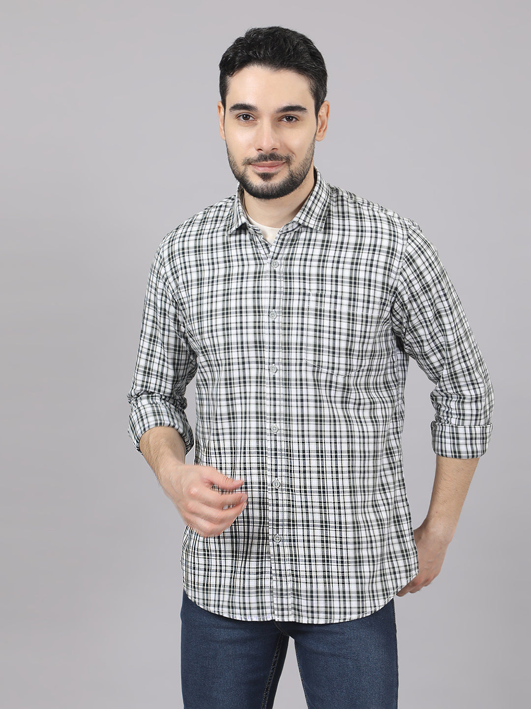Kompanion Men's Green/White Checks Shirt