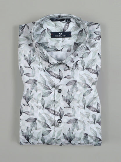 Kompanion Men's Green Digital print Shirt