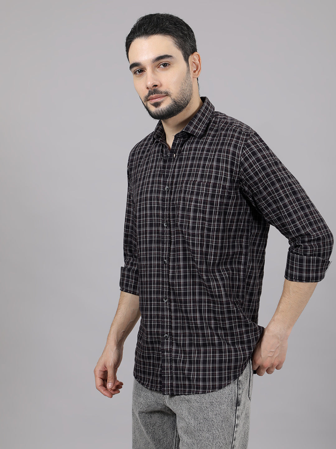 Kompanion Men's Grey/White Checks Shirt