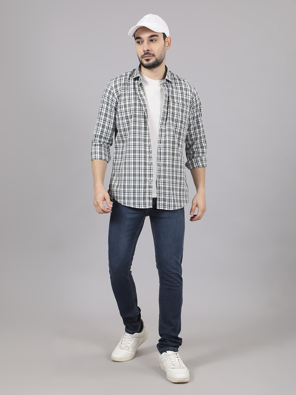 Kompanion Men's Green/White Checks Shirt