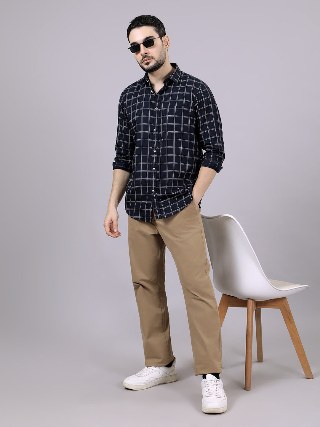 Kompanion Men's Navyblue Checks Shirt