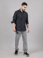 Kompanion Men's Black/Beige Checks Shirt
