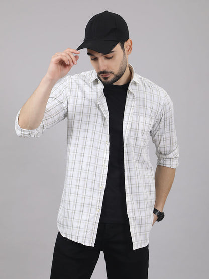 Kompanion Men's White/Beige Checks Shirt