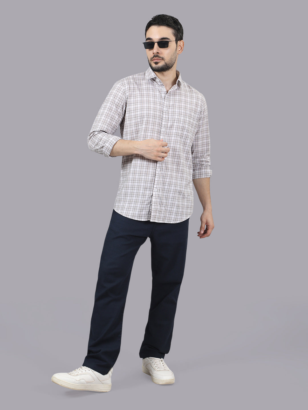 Kompanion Men's Peach/White Checks Shirt