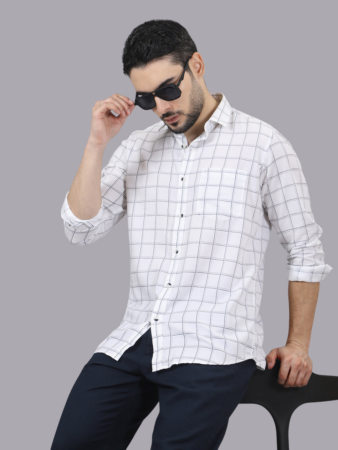 Kompanion Men's Navyblue/White Checks Shirt