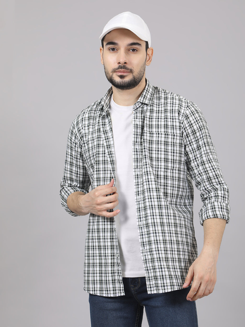 Kompanion Men's Green/White Checks Shirt