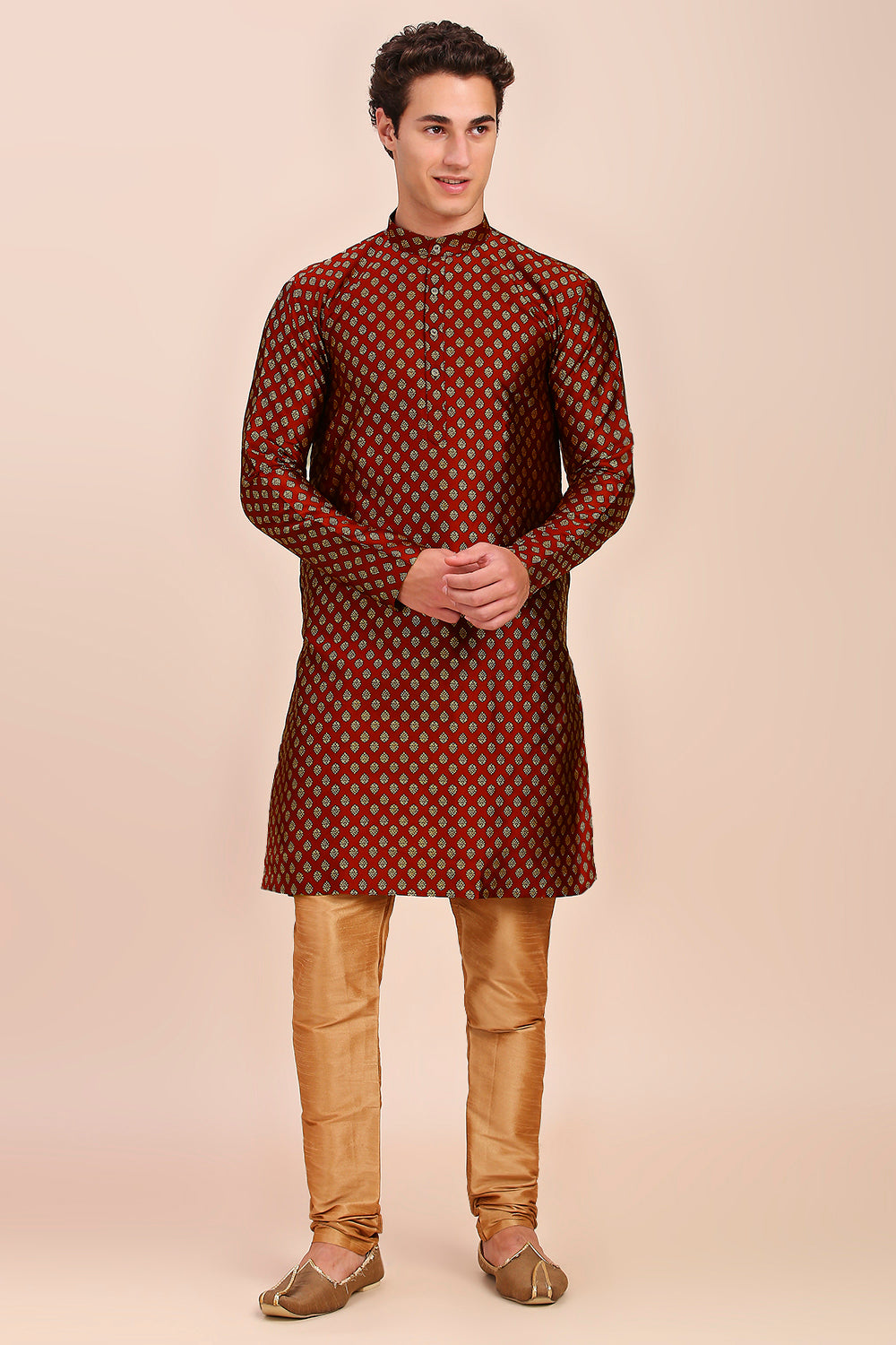 Plain With Golden Butti Regular fit Chinese collar Kurta for Men - Maroon