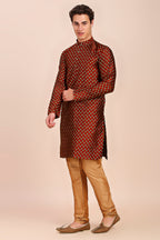 Plain With Golden Butti Regular fit Chinese collar Kurta for Men - Maroon