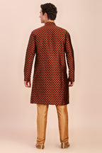 Plain With Golden Butti Regular fit Chinese collar Kurta for Men - Maroon