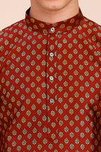 Plain With Golden Butti Regular fit Chinese collar Kurta for Men - Maroon
